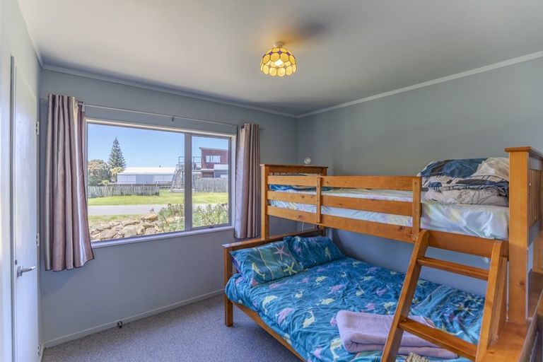 Photo of property in 9 Te Paerahi Road, Porangahau, 4293