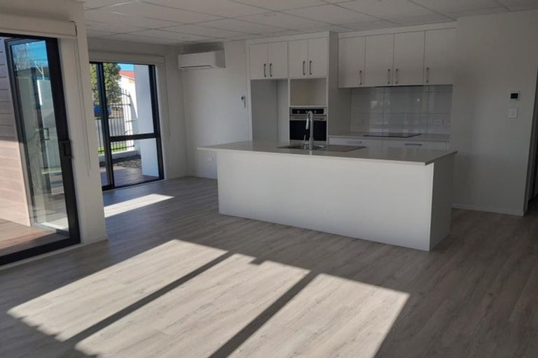 Photo of property in 4/10 Saint Stephens Avenue, Tuakau, 2121