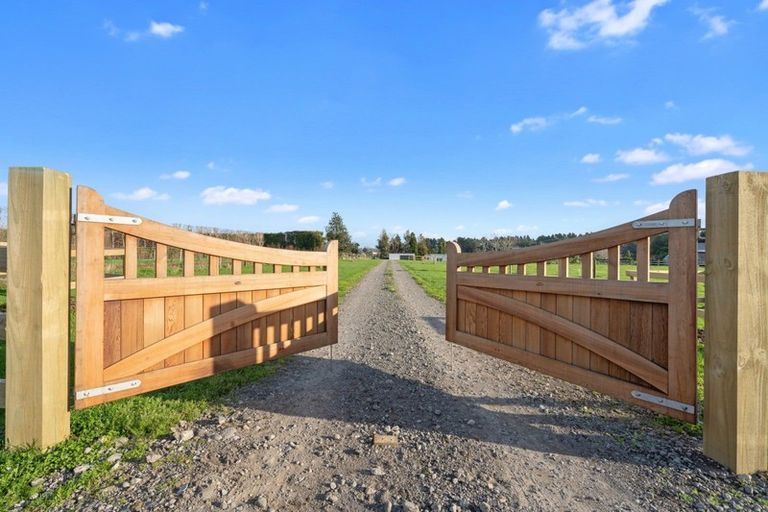 Photo of property in 173 Kairau Road, Brixton, New Plymouth, 4373