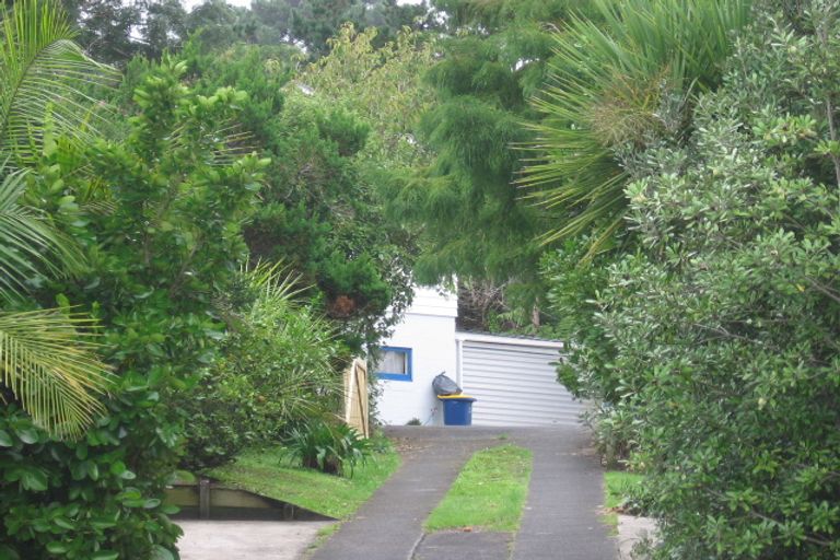 Photo of property in 114a Captain Scott Road, Glen Eden, Auckland, 0602