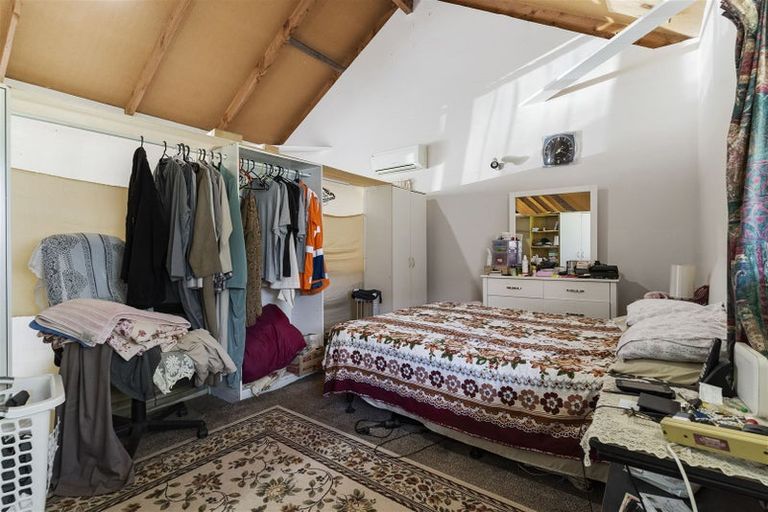 Photo of property in 10 Whites Road, Whitford, Howick, 2571