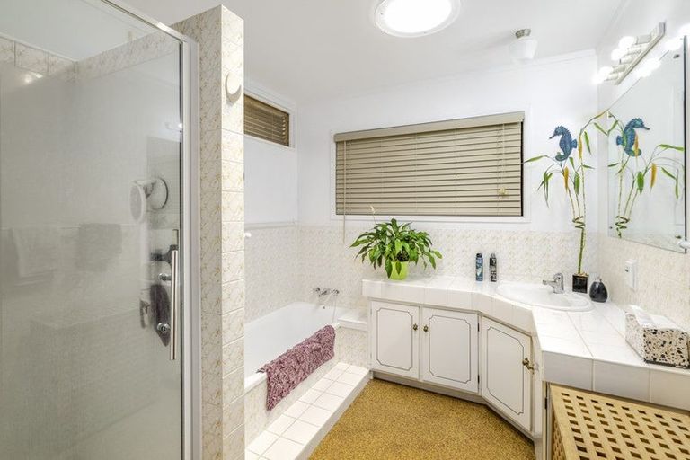 Photo of property in 52 Hilltop Avenue, Morningside, Whangarei, 0110