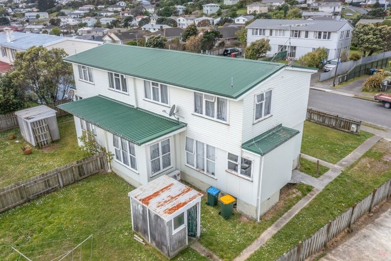 Photo of property in 39-41 Westmeath Street, Waitangirua, Porirua, 5024