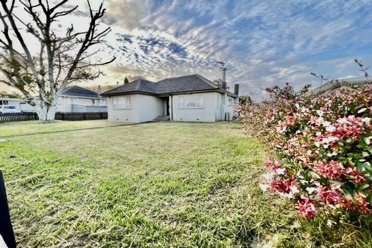 Photo of property in 1/27 Halsey Road, Manurewa, Auckland, 2102