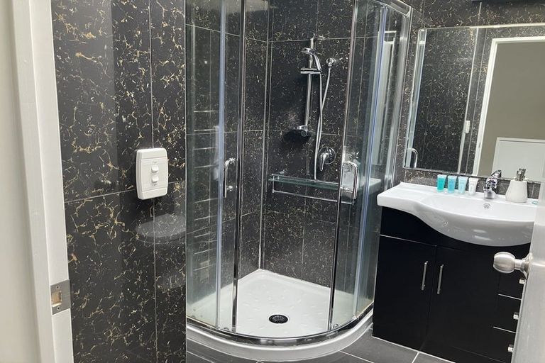 Photo of property in 10/8 Flynn Street, Birkdale, Auckland, 0626