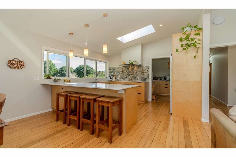 Photo of property in 45 Kemp Road, Kerikeri, 0230