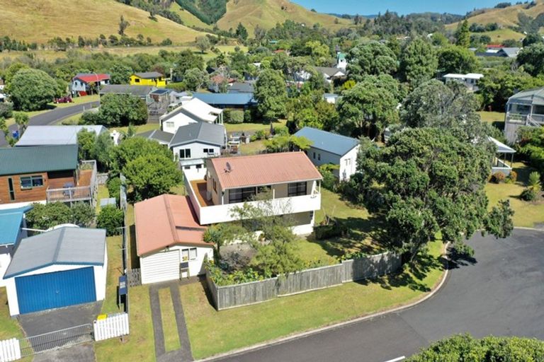 Photo of property in 1 Swordfish Avenue, Whiritoa, Whangamata, 3691