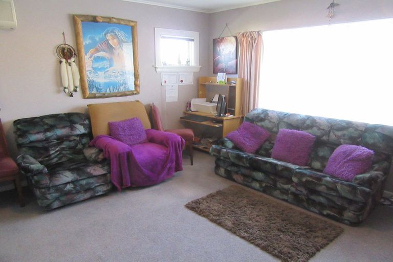 Photo of property in 36 Wilkin Street, Waimate, 7924