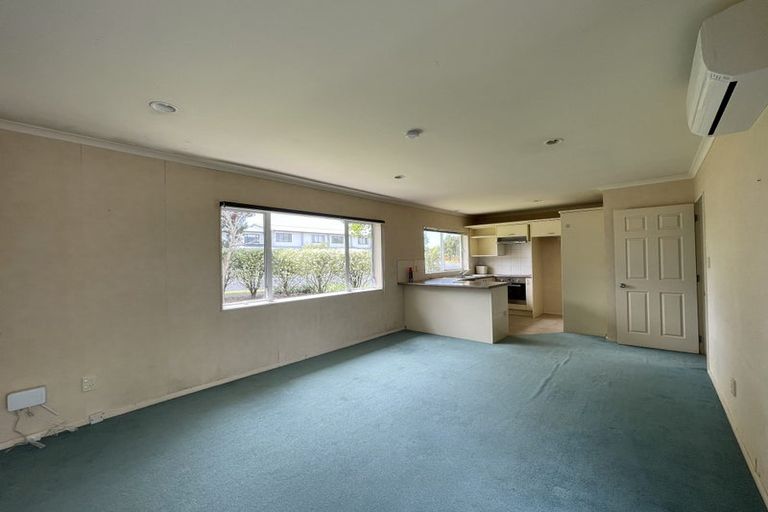 Photo of property in 1 Borris Close, East Tamaki, Auckland, 2016