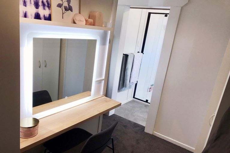 Photo of property in 75a Hampden Street, Picton, 7220