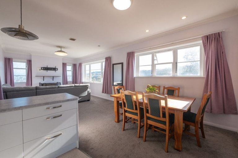 Photo of property in 14 Scotland Terrace, Green Island, Dunedin, 9018