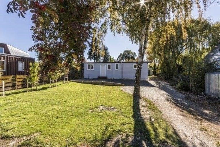 Photo of property in 6 Frye Crescent, Albert Town, Wanaka, 9305