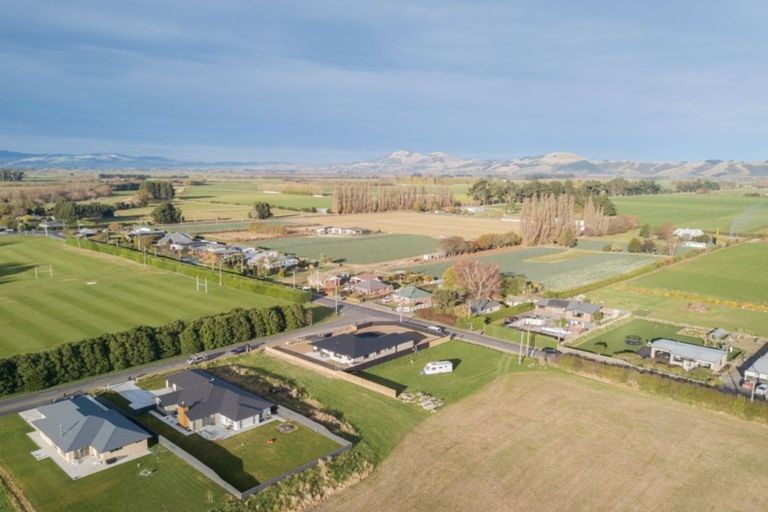 Photo of property in 32 Huntly Road, Outram, 9019