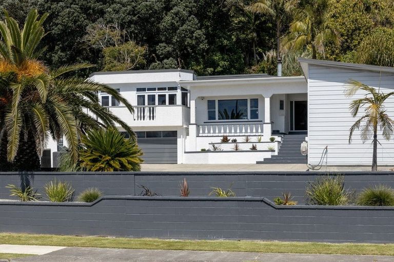 Photo of property in 218 Pohutukawa Avenue, Ohope, 3121