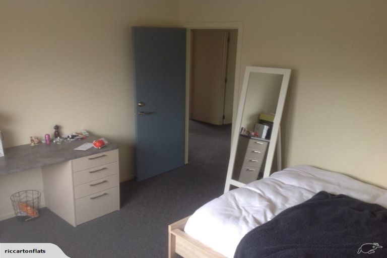 Photo of property in 28 Balgay Street, Upper Riccarton, Christchurch, 8041