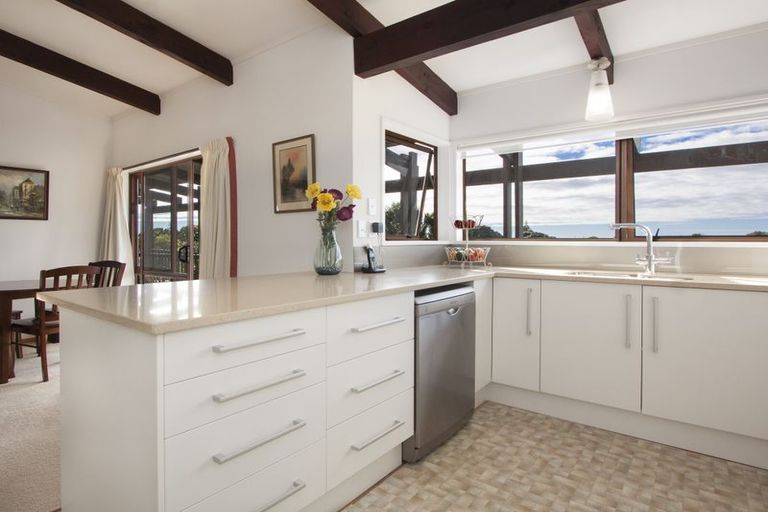 Photo of property in 10 Patterson Place, Waihi Beach, 3611