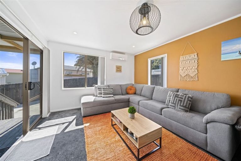 Photo of property in 295a Weymouth Road, Weymouth, Auckland, 2103