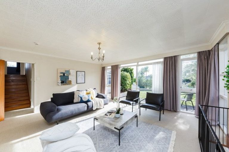 Photo of property in 77 Abraham Crescent, Milson, Palmerston North, 4414