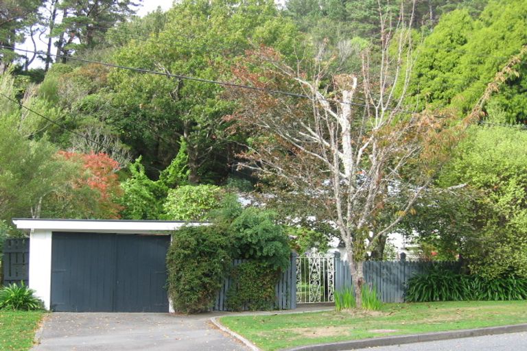 Photo of property in 101 Pinehaven Road, Pinehaven, Upper Hutt, 5019