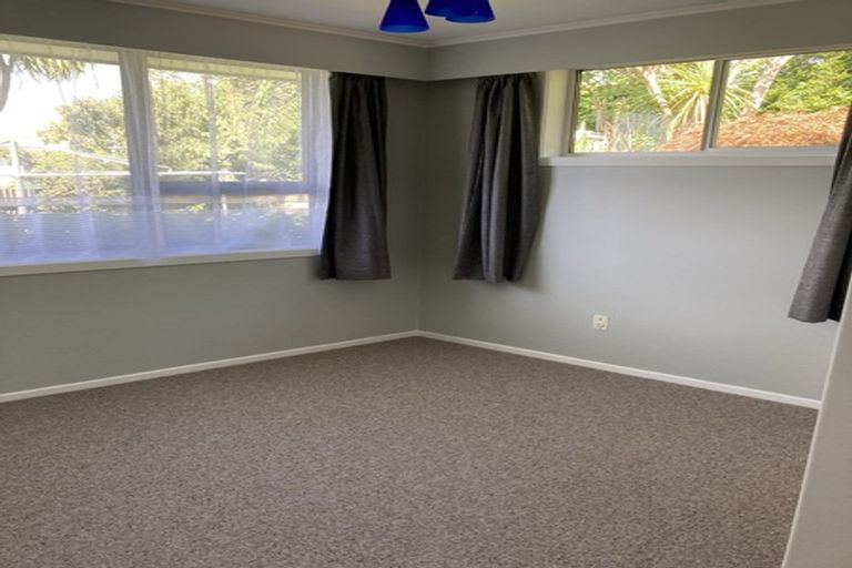 Photo of property in 134g Huatoki Street, Frankleigh Park, New Plymouth, 4310