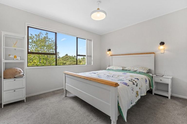 Photo of property in 87 Porritt Avenue, Chatswood, Auckland, 0626