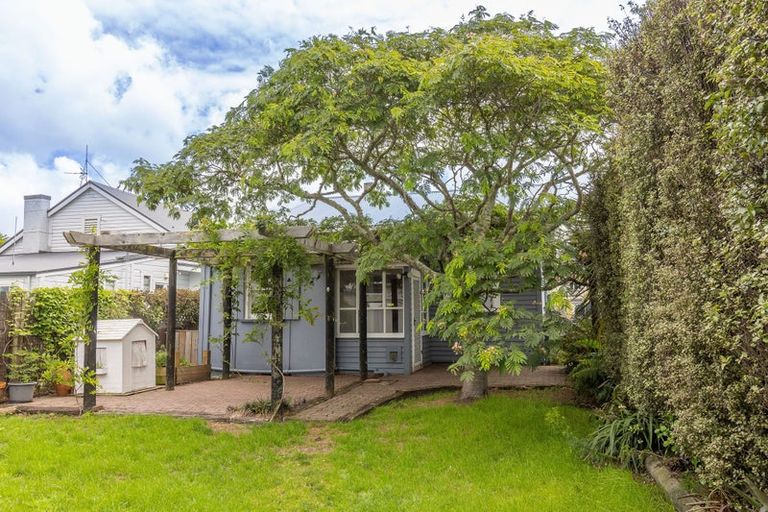 Photo of property in 67 Ormond Road, Whataupoko, Gisborne, 4010