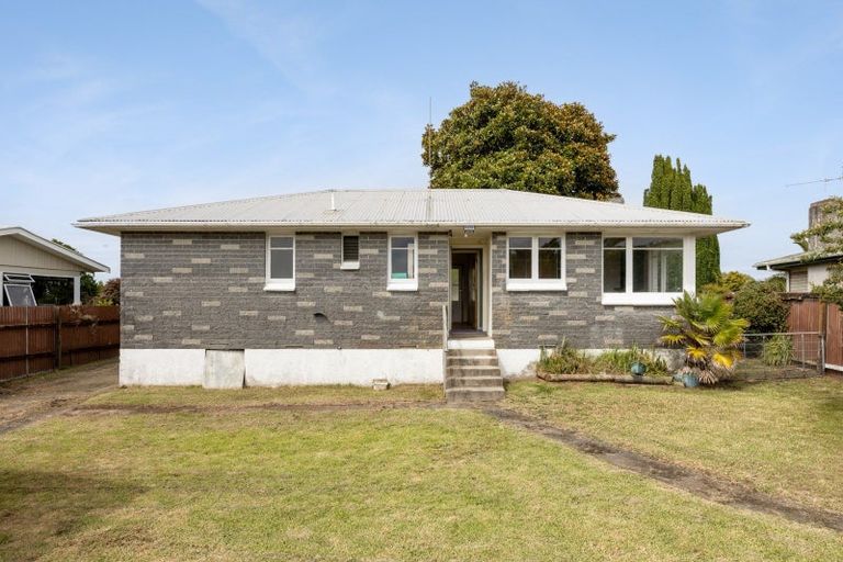 Photo of property in 636 Maunganui Road, Mount Maunganui, 3116