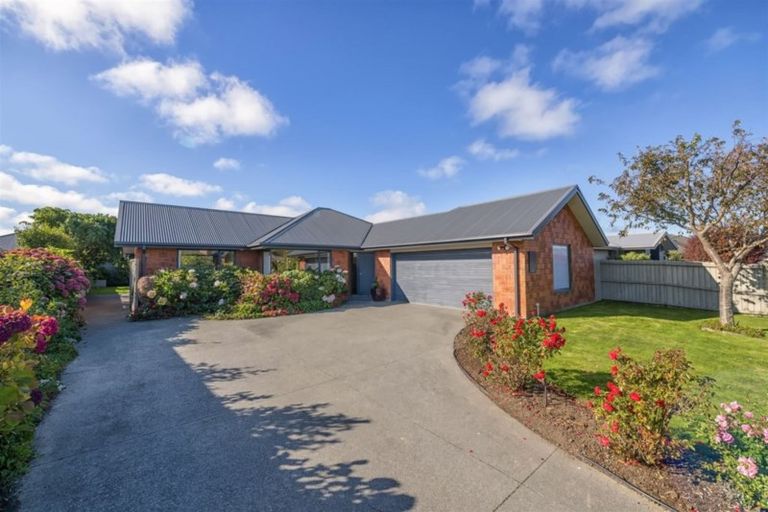 Photo of property in 30 Burbank Drive, Aidanfield, Christchurch, 8025