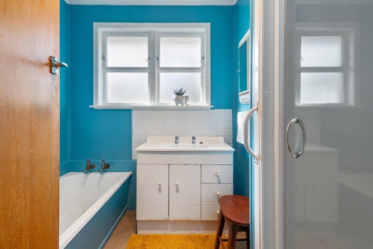 Photo of property in 6 Brent Road, Owhata, Rotorua, 3010