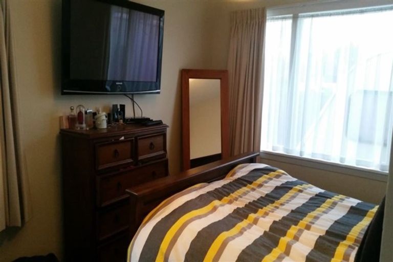 Photo of property in 355 Hills Road, Mairehau, Christchurch, 8013