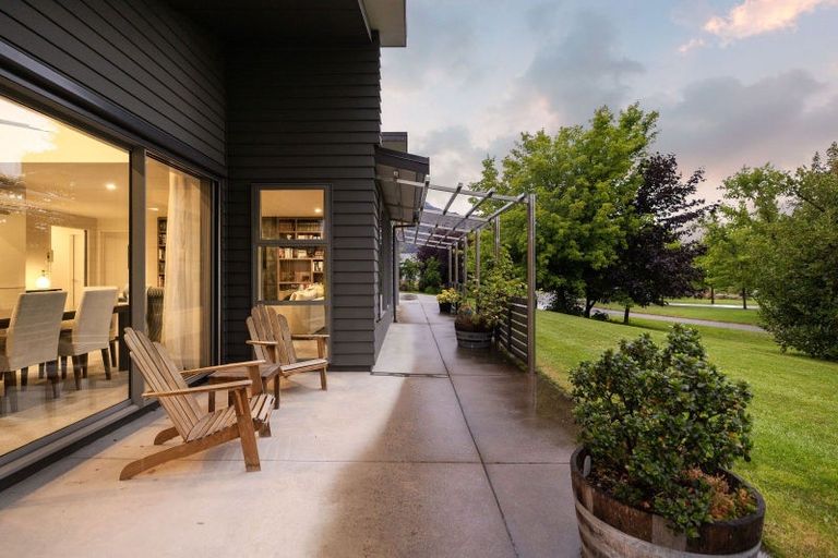 Photo of property in 44 Springbank Grove, Lower Shotover, Queenstown, 9371