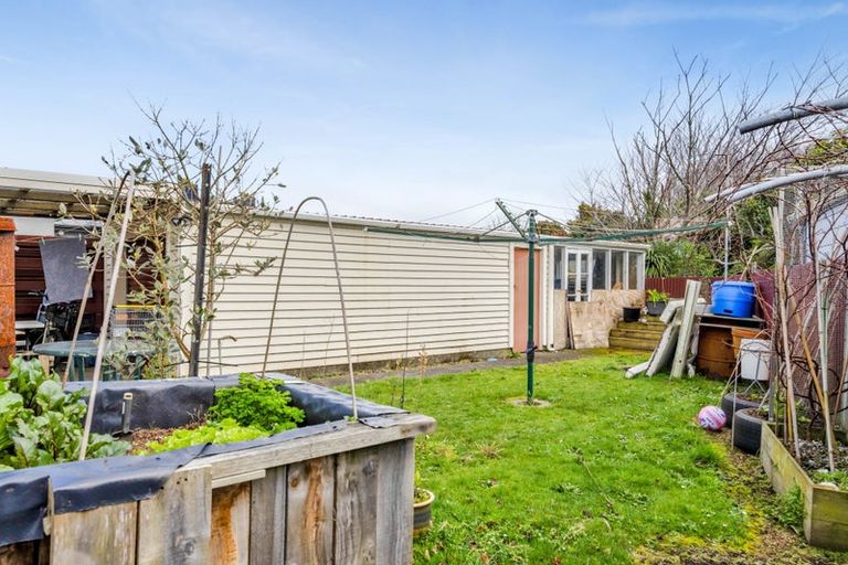 Photo of property in 13 Dixon Avenue, Hawera, 4610