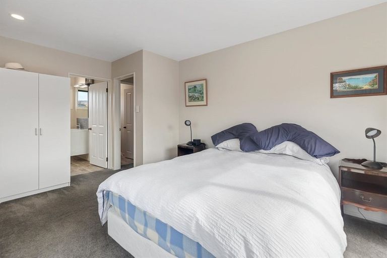 Photo of property in 124 Aubrey Road, Wanaka, 9305