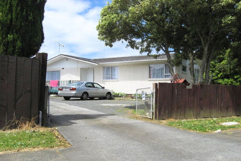 Photo of property in 4 Upwood Place, Mangere, Auckland, 2022