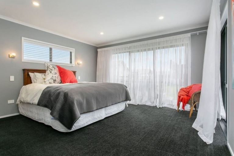 Photo of property in 125 Saint Kilda Road, Cambridge, 3434