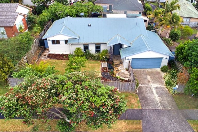 Photo of property in 18 Rush Creek Drive, Westgate, Auckland, 0614
