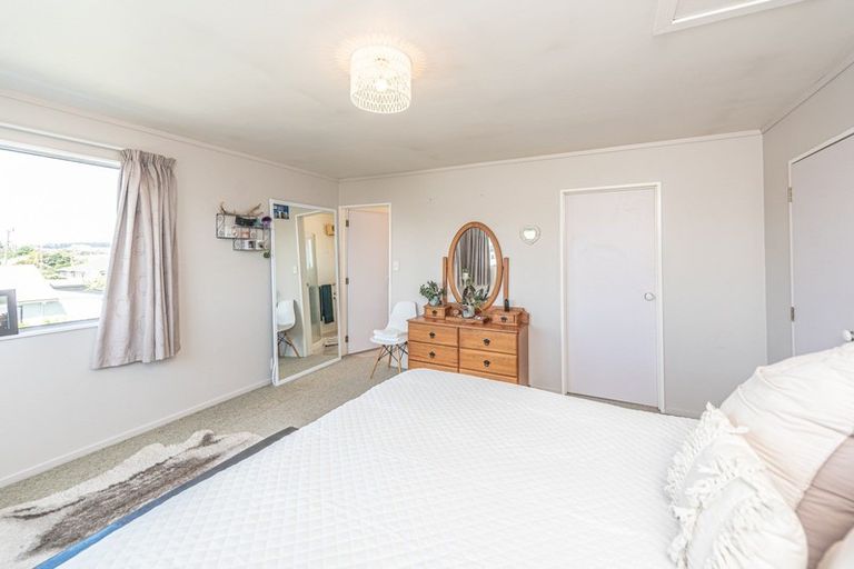 Photo of property in 93 Gonville Avenue, Gonville, Whanganui, 4501