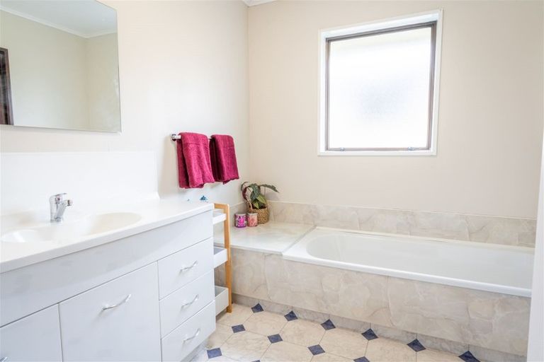 Photo of property in 18 Darby Street, Geraldine, 7930