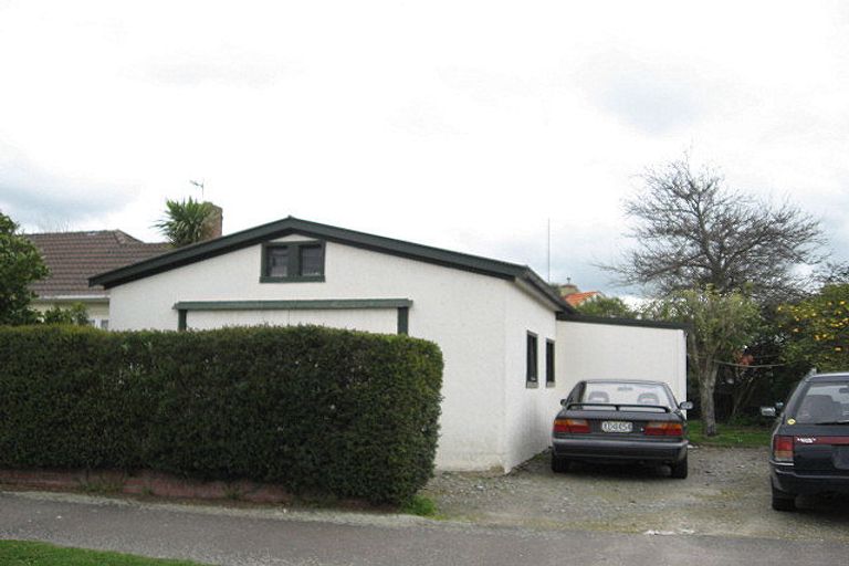 Photo of property in 150 Cook Street, West End, Palmerston North, 4410