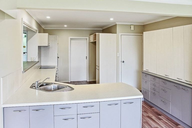 Photo of property in 18 Glenavon Place, Ilam, Christchurch, 8041