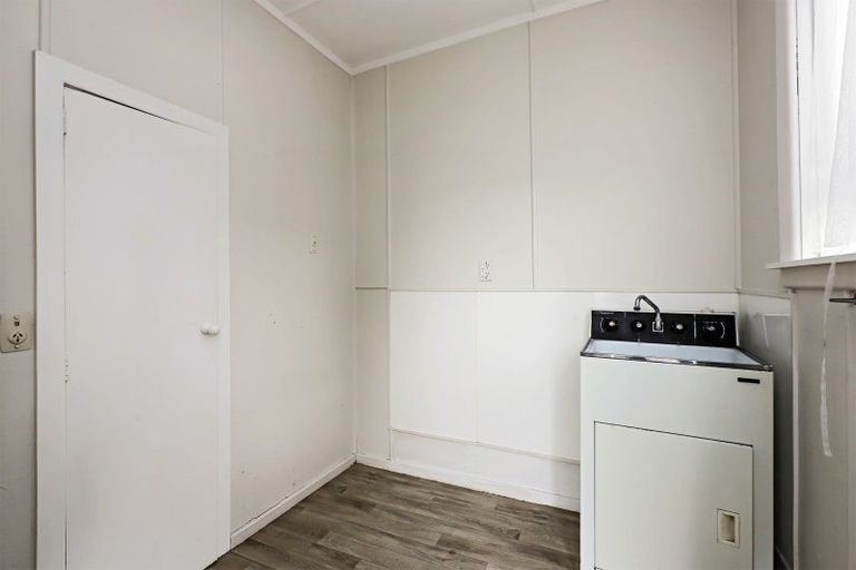 Photo of property in 557 Kennedy Road, Greenmeadows, Napier, 4112