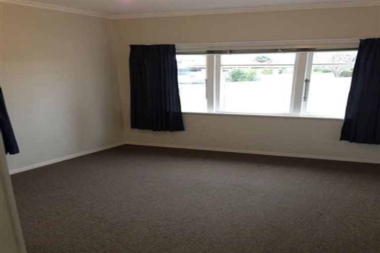Photo of property in 19 Moeller Street, Taradale, Napier, 4112