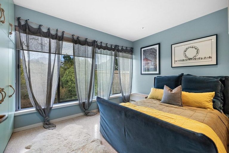 Photo of property in 4 Fishermans Lane, Mount Creighton, Queenstown, 9371