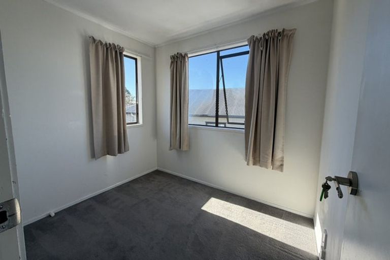 Photo of property in 57 Catkin Crescent, Papatoetoe, Auckland, 2025