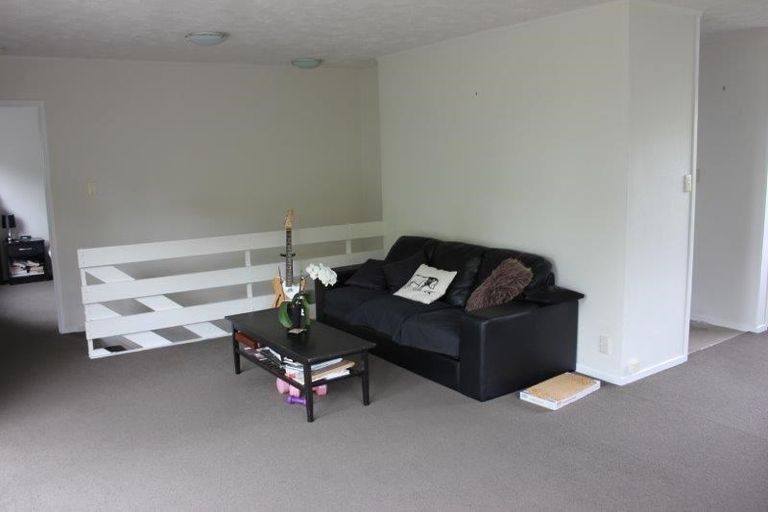 Photo of property in 1/104 Arran Road, Browns Bay, Auckland, 0630