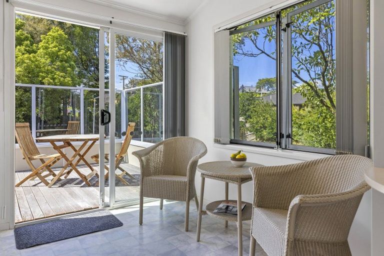 Photo of property in 45 Ingle Avenue, Waipahihi, Taupo, 3330