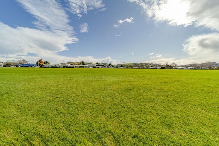 Photo of property in 107 King Street, Taradale, Napier, 4112