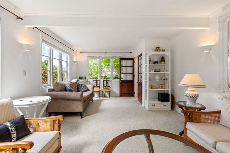 Photo of property in 5 Khouri Avenue, Karori, Wellington, 6012