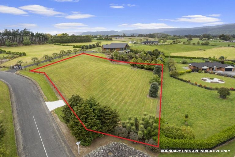 Photo of property in 85 Ohau Terrace, Ohau, 5570