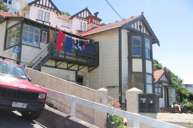 Photo of property in 7 Oriental Terrace, Oriental Bay, Wellington, 6011